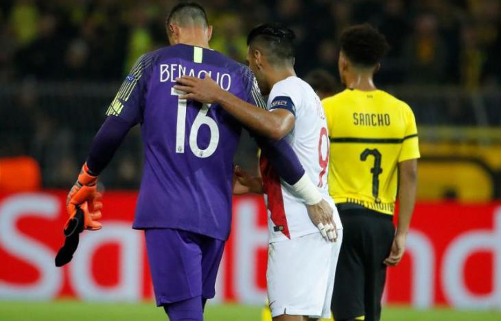 Диего Бенальо получил травму в матче с Боруссией Дортмунд, Субашич пропустил от Боруссии три мяча в Лиге Чемпионов