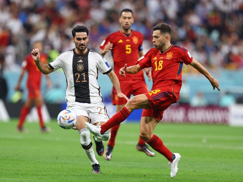 Хави просматривал игрока «Ман Сити» на матче Испания – Германия 