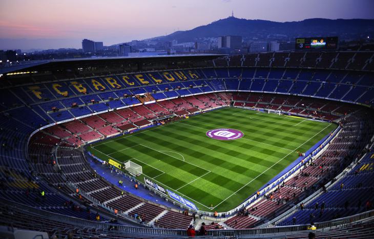 Барселона и Наполи сыграют при пустых трибунах